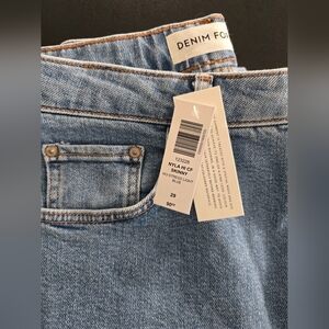 Brand New Aritzia Denim Forum JeansNyla Hi CF SkinnyNo Stress Light Blue